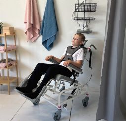 Sternum vest - click to see picture in full size - opens new window Sternum vest