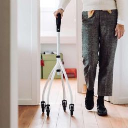 Wheeleo One-handed rollator